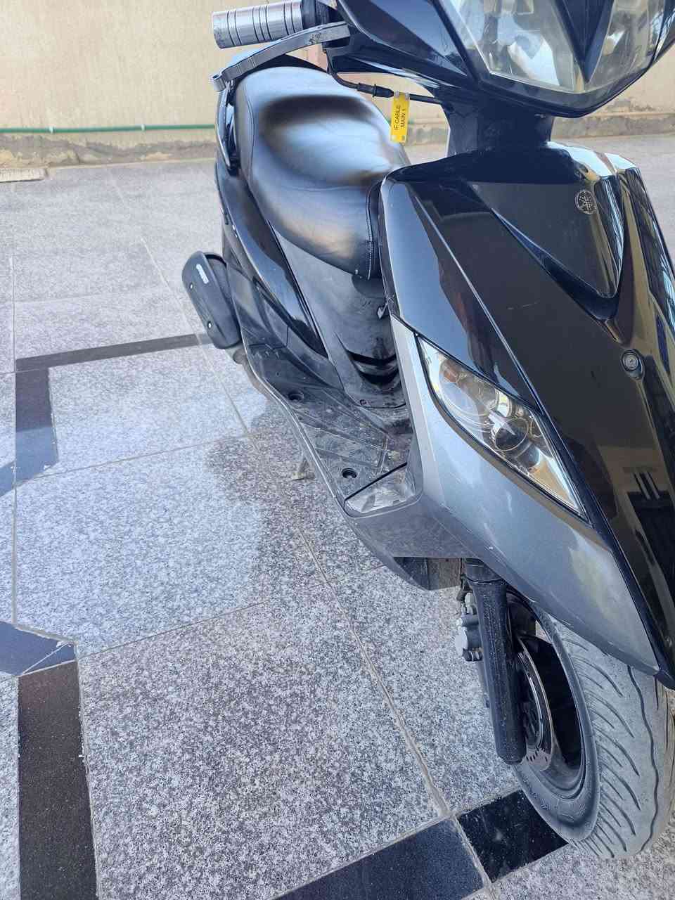 سلام عليكم
دراجه جي تي آر GTR ثعلب للبيع 

الدراجه نوزل يعني تنسى شي اسمه عطل 

كابريتر. الدراجه بحالة الوكالة صار لهاثلاث أشهر طالعه من المعرض 
الدراجه وارد ياباني 
السعر 900  وبيه مجال قليل


**إذا كنت صاحب هذا الإعلان وتريد حذفه لأي سبب، رجاءا أرسل رسالة إلى الدعم الفني**