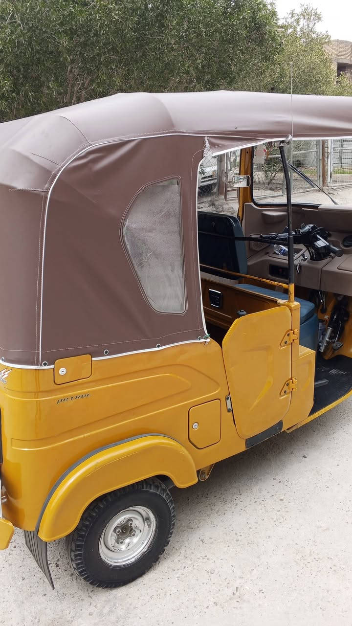 س
سلام عليكم شباب تكتك مديل 21 رقم سنويه تكتك نظيفه مكاني حيور رقم ***********
