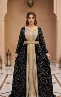 فري سايز • لحد ٩٠كج • ملبوس مرتين