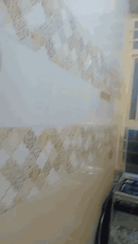 سلام عليكم الدار البيع مساحة ١٠٠متر واجهه٥ونزال٢٠ عنوان بلديات شارع مصرف التراث الاستفسار عله رقم ***********
