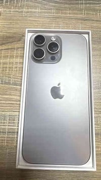 16 برو ماكس ذاكرة 256 بطلريه 96  مبدل شاشه اصليه ماستر نضافه 100‎%‎ ال...