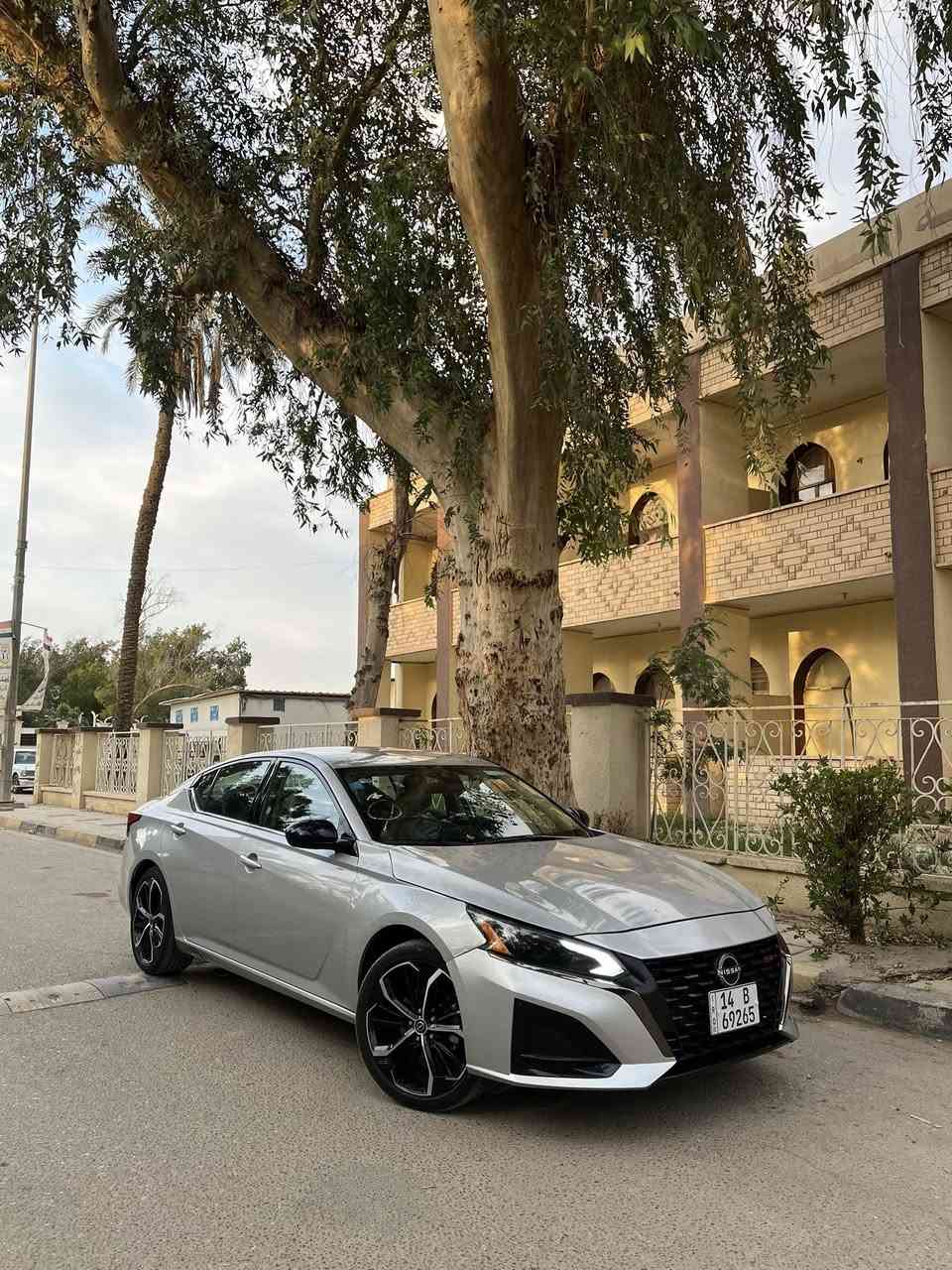 Nissan Altima SR 2025
فول مواصفات
ماشيه5 الف ميل زيرو
تبديل فقط بنيد
ايرباك استرين فقط
مكان البصرة ***********
