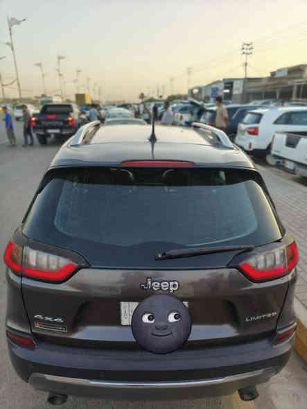 جيب شيروكي بزون موديل 2019
محرك6 سلندر فئة لمتد Limited فول مواصفات عدا الفتحه السياره احلا من الصور رقم بابل مشروع وطني تحويل ثاني يوم سنويه ل٢٧ محرك كير بلادي كفاله

 كير 9 سرعات 

 فور ويل 4*4 مع ماوس تحكم بوضعيات القيادة 

بصمة تشغيل وابواب

 هاند بريك كهرباء بصمة 

 تشغيل وإطفاء عن بعد 

 اوتو ستارت استوب 

مرايا قلاب عند الرجوع 

رادارات خلفي 

نقطة عمياء بالمرايا  كشنات جلد مع تحكم كهرباء مع خزن ميموري تدفئة كشنات وستيرن  صندوق كهرباء 

هيترات بالمرايا 

شاشة كبيرة بلاد 

 لايتات زنون بلاد

تبريد قطعتين مناخين تحكم منفصل

كشنات جلد بلاد 

حادثها تبديل جاملغ وبنيد وطخه بلجاملغ الخلفي موجودات صور حادث ورقم شاصي 

سعر 150 وبيها مجال للجناي

***********
