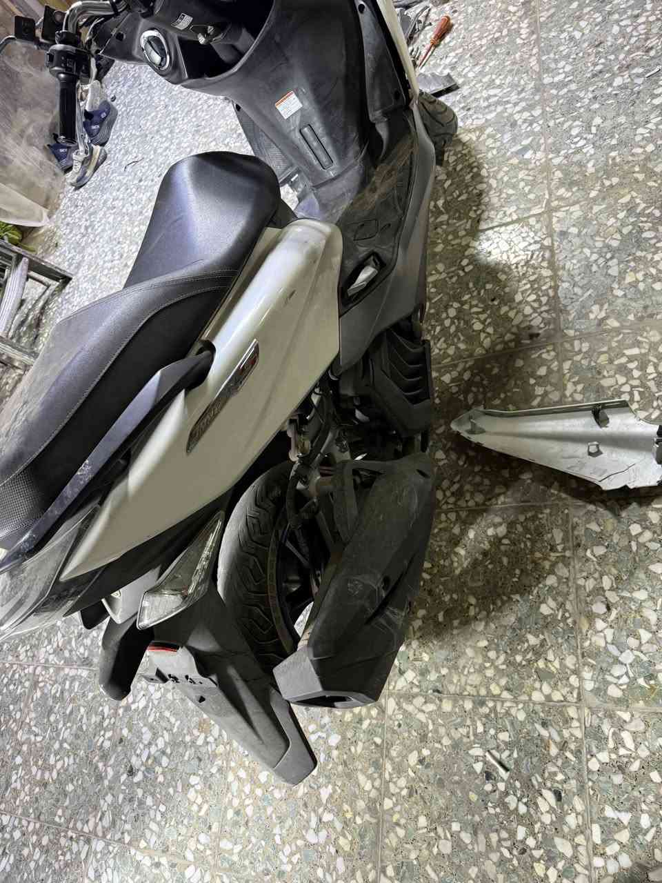 السلام عليكم ماجسته اس حديث ٢٠٢٢ مدعومه الداجة شاصي وماشه بلكارتون وكينه بلجيس صار شعر منزليها ماشيه ٢٧ الف غراضها موجوده بس متضرره سعر ١٥ وبيها مجال
***********
•••
Do
