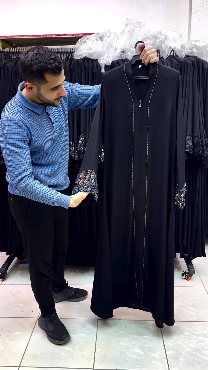 🌟ترند الأمارات 😍🌟تشكيلة عيد مميزة. 🌟توصيل ألى كافة انحاء المملكة للطلب التواصل واتس ع الرقم٠٧٨٨٦٦٣٨٦٠
الأسعار مناسبة، وبخدمتكم دائم

متواجد الموديل بالفرع  الجديد 📍بجانب احذية العراب


**إذا كنت صاحب هذا الإعلان وتريد حذفه لأي سبب، رجاءا أرسل رسالة إلى الدعم الفني**