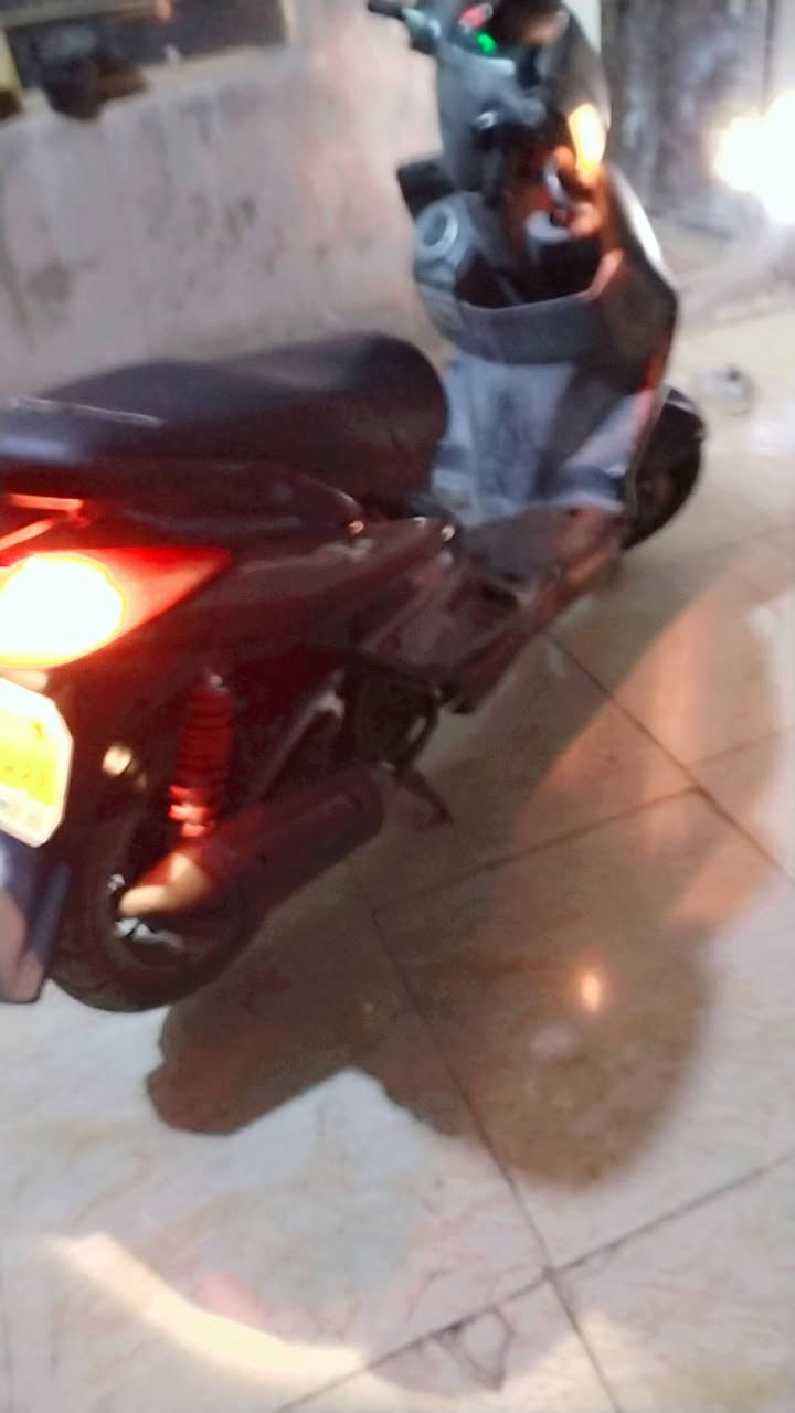 سلام عليكم سكنس فحل كابريته للبيع دراجه تخبل ناعمه بس كابريته تجاري مدفوع كمركهه دراجه تروح ترقم بغداد شعب ***********شراي يتصل يدلل
