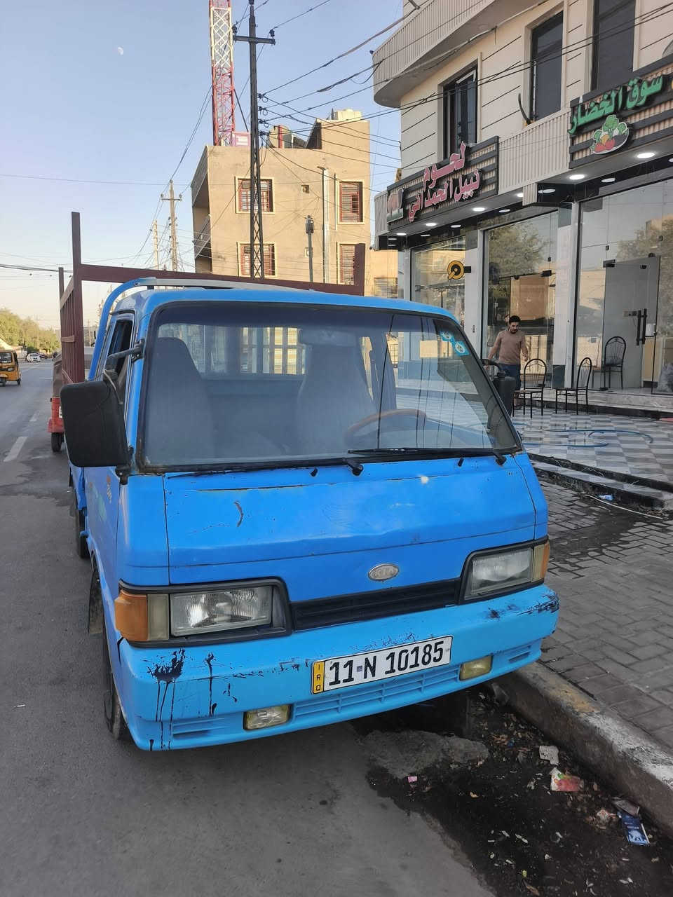 السلام عليكم كيا بنكو حمل رقم انكليزي تحويل ثانيوم موديل 1995سياره كير محرك اكسل كله مكفول قماره بلادي مشدود عليهه بدي عموشه السعر 50وبيهه مجال حك الجيه ***********
