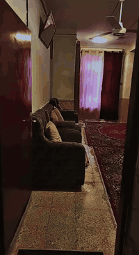 مكلف بالنشر .... بيت في حي ميسان شارع المركز  مساحته 260 متر البيت بناء كونكريت يحتوي على 4 غرف نوم وستقبال وثلاث حمامات وصالات عدد ثنين البيت طابقين السعر 430 للاسفسار ***********
