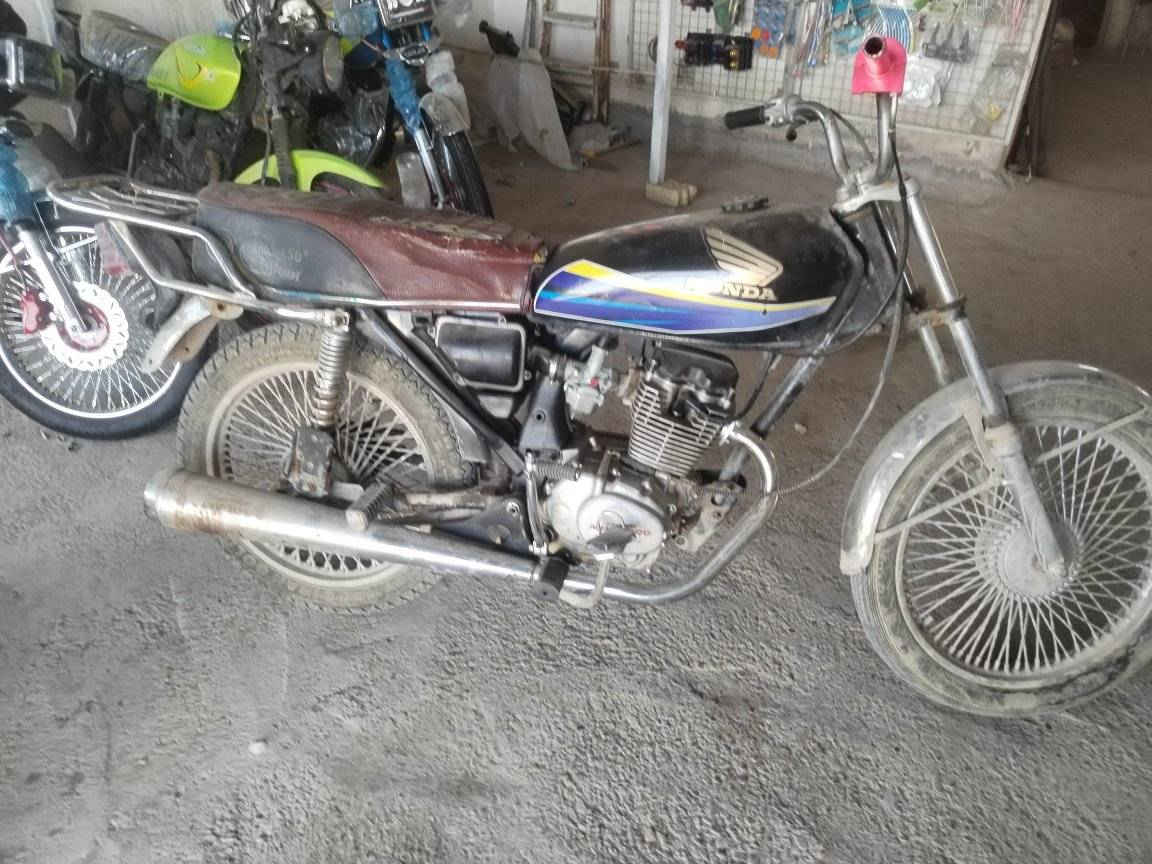 سلام عليكم 200  ***********🌹
