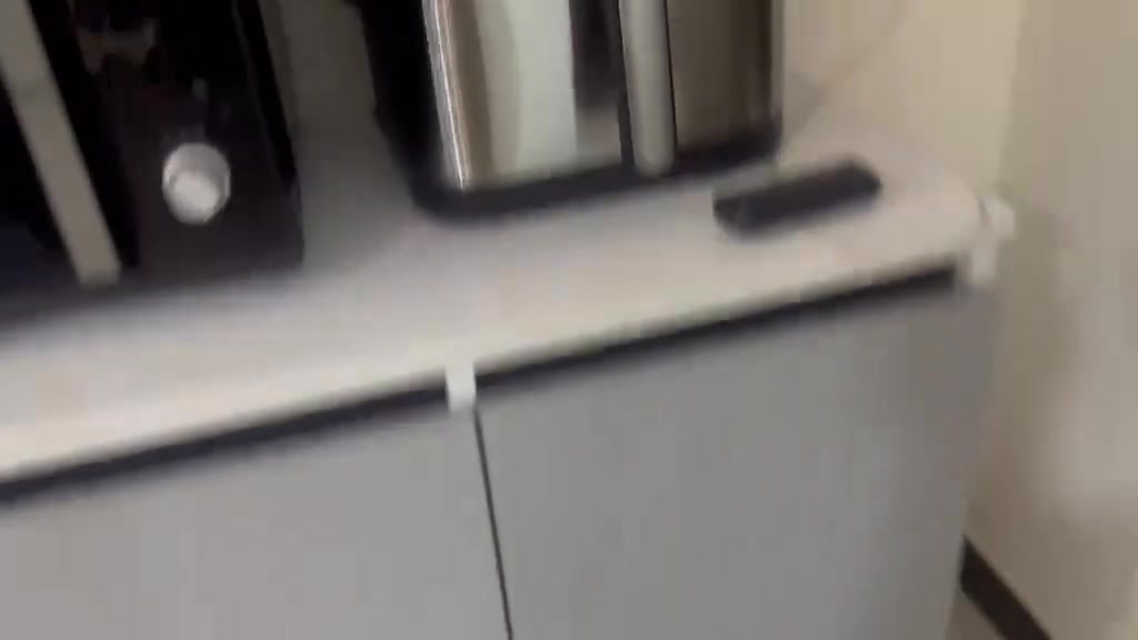 للبيع.  ٤ امتار. نص. كله. بغداد. كرخ.  نضيف


**إذا كنت صاحب هذا الإعلان وتريد حذفه لأي سبب، رجاءا أرسل رسالة إلى الدعم الفني**