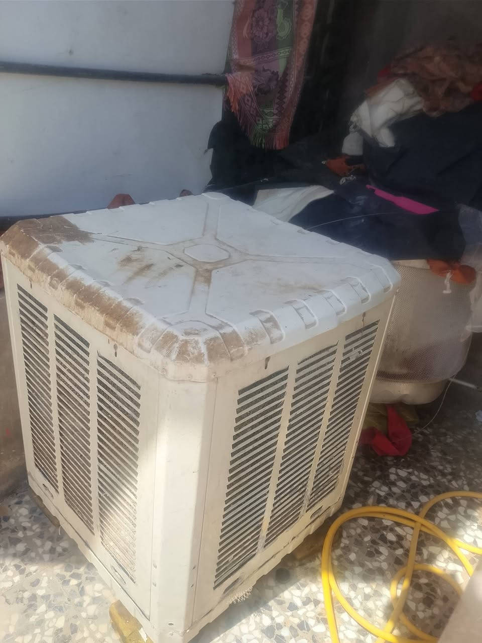موبرده ومكينت خياطه البيع تصل علي رقم *********** عنوان لنجف
