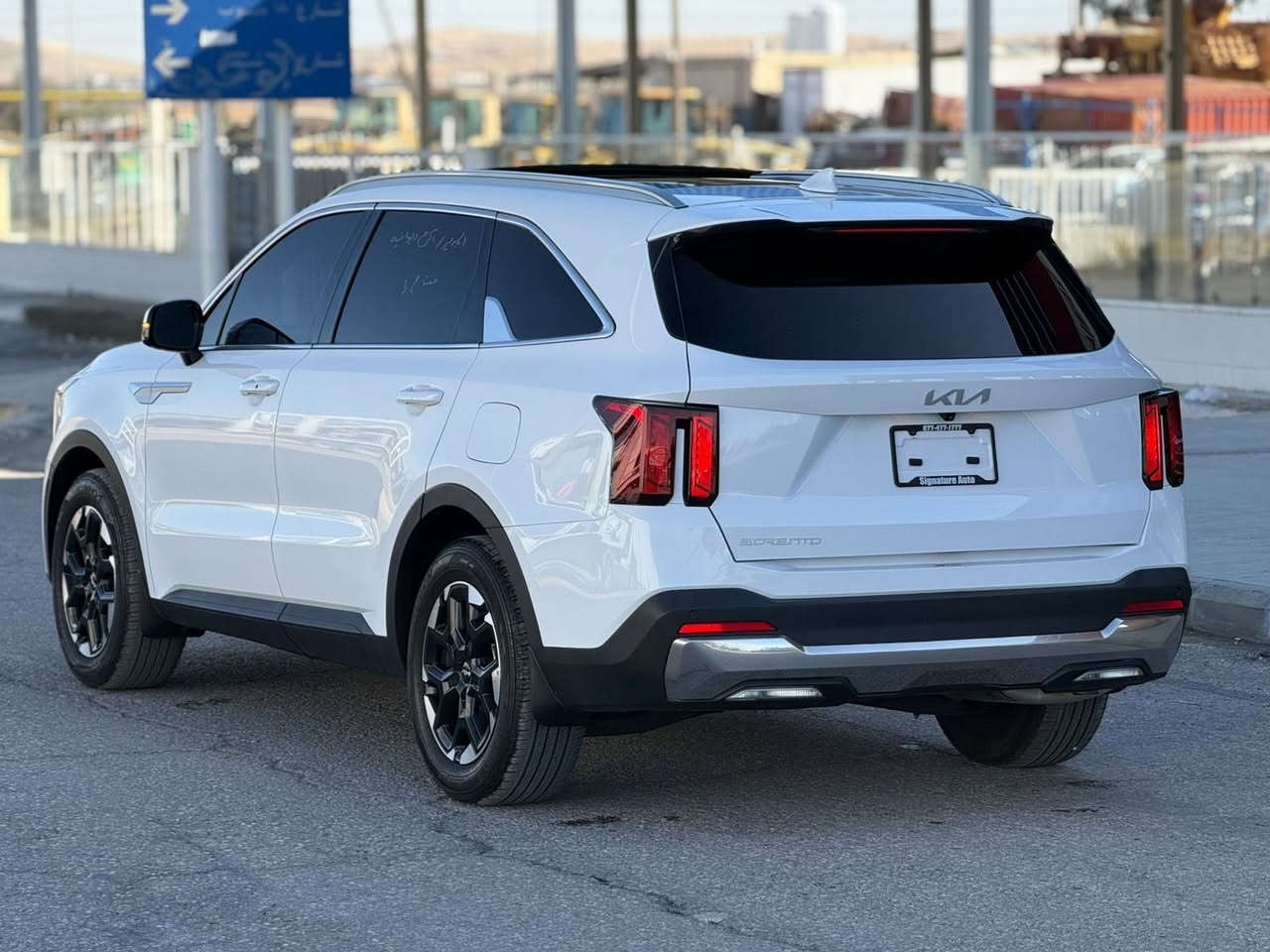 كيا سورنتو وارد أمريكي موديل 2024 محرك 2500GDI ماشيه 21 الف حادثه كلين تايتل مفتوحه دعاميه ولايتات مآلاته اجيت وشديتهن بدون ايرباك بدون صبغ بدون تبديل كله ليبل واحد موصفات فول 1/1 فه مالته S بصمه بنرامه كرسي كهرباء كراسي تدفى اشاير بل مري لايتات 4 عدسات لايتات زنون رادارات امامي وخلفي فور ويل تشغيل عن بعد 7 راكب قطعتين تبريد حته الكراسي اجتي من فصل فول  وسياره حيل جديده بل واقع احله من صور  VIP للتصال *********** ملاحضه سياره اي عمان تريده حره أو شهدا
