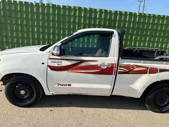 بيك اب تك قمارة ٢٠٠٧ كير بطه 
حدادية جديد
لاتبخير لا تنقيص كير محرك ممتاز
عنوان السيارة بغداد 
رقمها مشروع وطني 
سعرها ٨٧ ورقه 
***********
