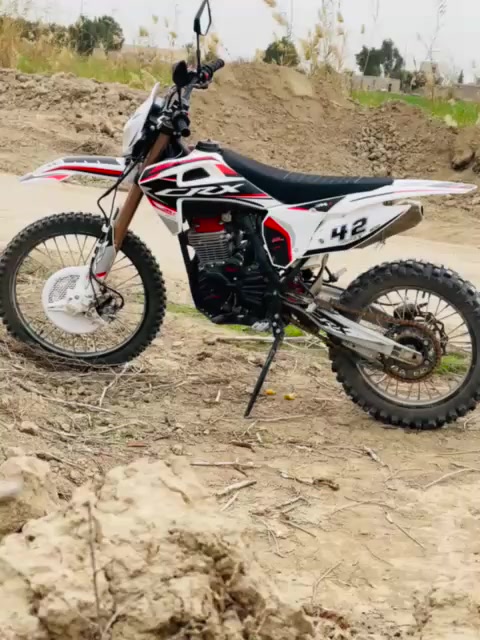 قفاز للبيع حجم المحرك ٣٥٠ سيسي.
المكان ميسان المشرح.
السعر ١٦٠٠ وبيها مجال.
***********
