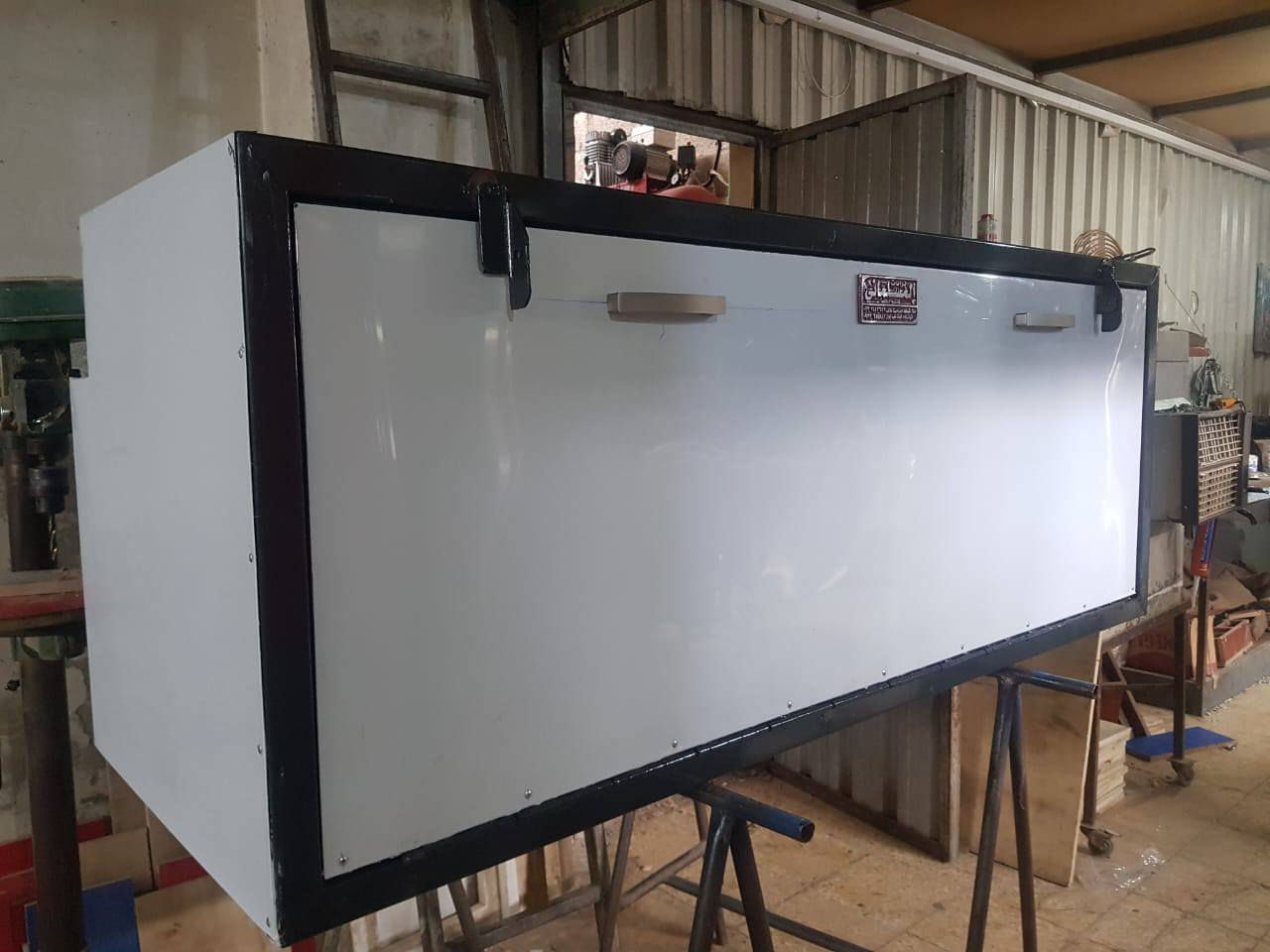 السلام عليكم اخوان مطبخ وثلاجه سوري اصلي مع كافه قياسات المطلوبه من براد وحداديه الاستفسار ع الرقم ***********
