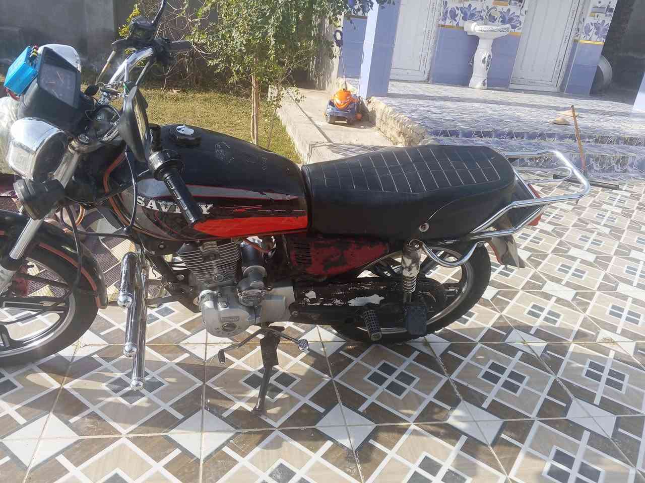 السلام عليكم دراجه سيفون موديل 21 مكاني سراجق بالعباس كهربائيات كامله اوراق هذا الرقم***********
