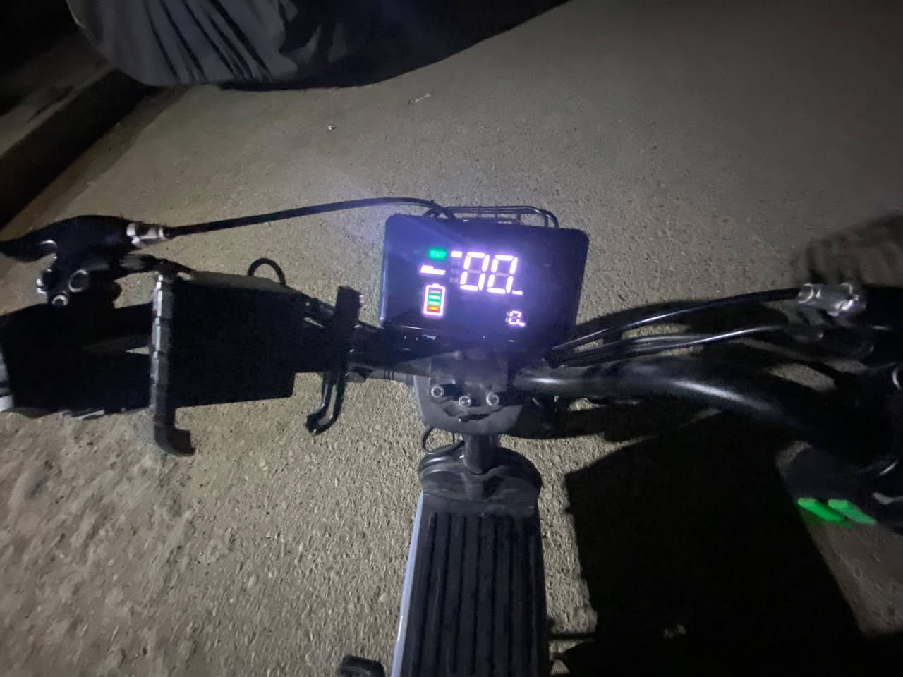 ماطور شحن
استخدام 4 أشهر 
250 وبي مجال للطيبين
***********
