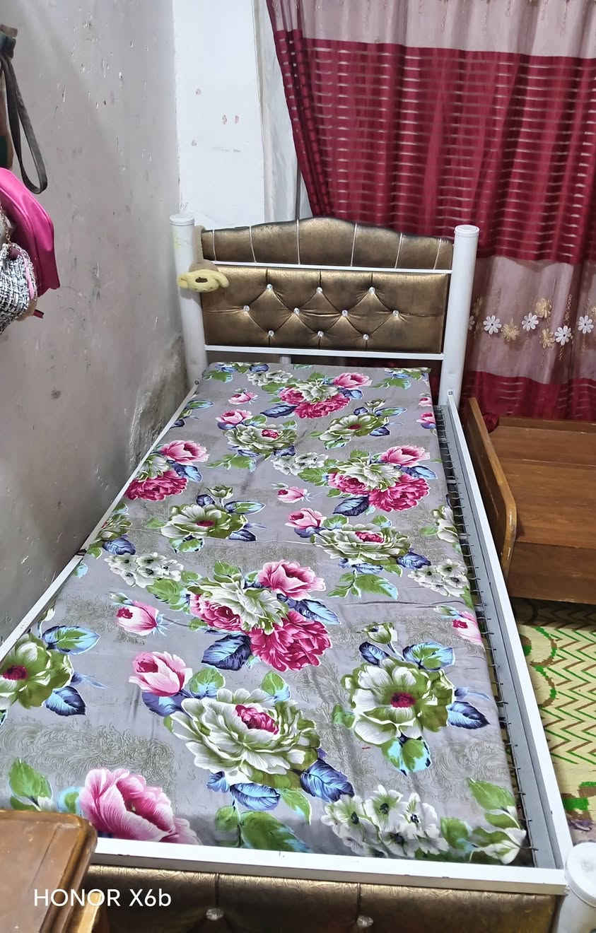 السلام عليكم غراض للبيع مستعجل على بيعتهن


**إذا كنت صاحب هذا الإعلان وتريد حذفه لأي سبب، رجاءا أرسل رسالة إلى الدعم الفني**