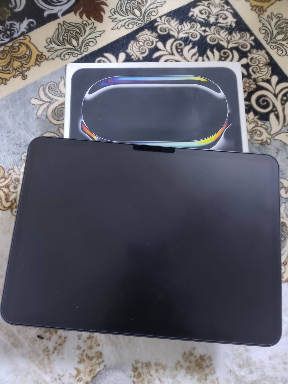 iPad 11Pro معالجM4
بطاريه99
عدد الدورات120
السعر 1100 بعده داخل الضمان 
رقم الوتساب***********

