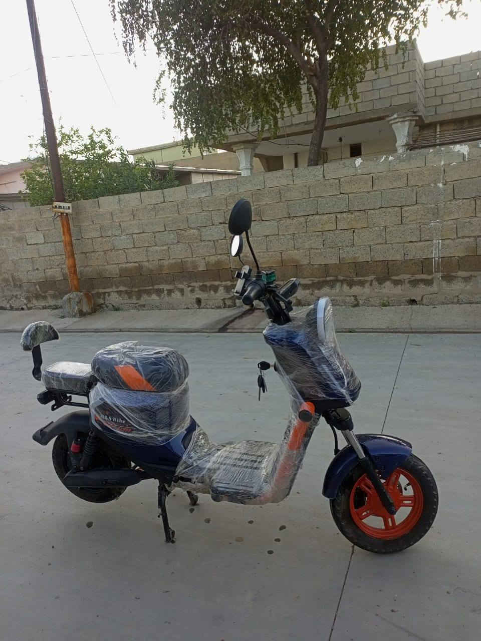 سلام عليكم دراجه شحن 918 موديل 2026 خمس بطاريات كهربائيات كله شغال وبي ترجع بك R وكل عيب مابي جديد وسعره 425 وبي مجال مكاني كركوك قريه تركلان الشراي يجي خاص او يتصل ***********
