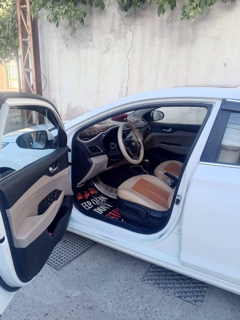 سيارة اكسنت 2019 خليجي مكفول اسبرير منازل تايرات ع وضع شركة رقم سليمانية بأسمي رقم انكليزي السعر 125 ماشيه 110 للتواصل ع رقم هاتف *********** العنوان بغداد
