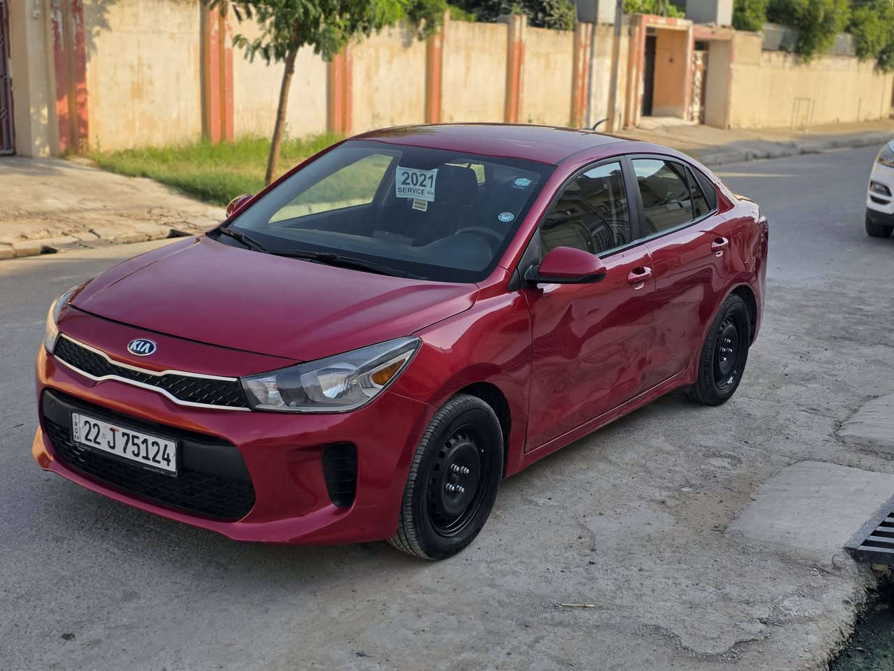 السعر 98
كيا ريو موديل 2021
ماشية 83 الف
محرك كير طخم تبريد 
ضررها بوند وباب ايربك ستيرن وبردة
ومنزل رقم الشاصي مكان السياره موصل حي الجامعة
***********
***********
