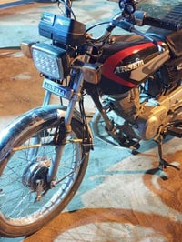 دراجة ارشة • ٤ كير • بدون أوراق