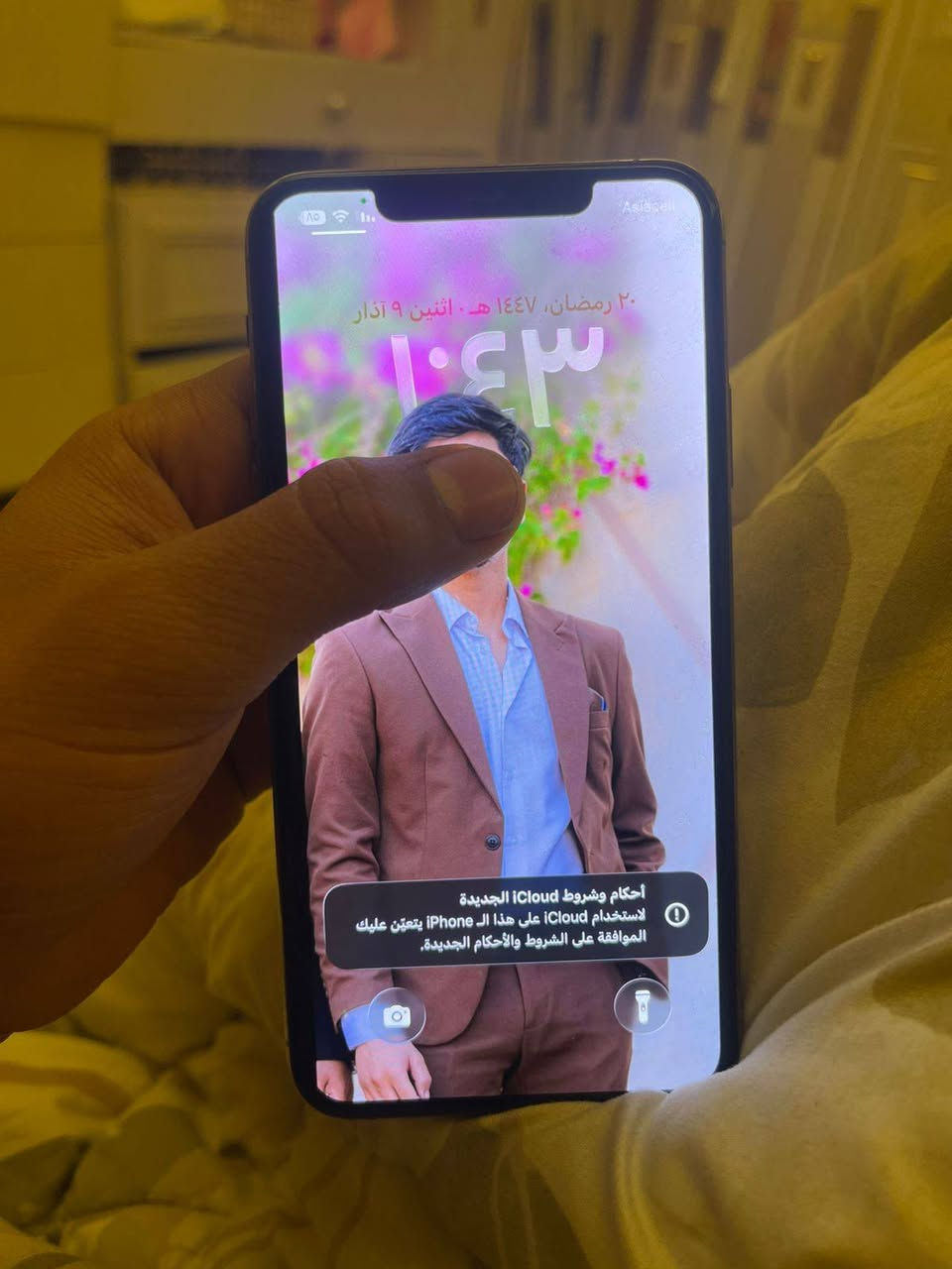 سلام عليكم
ايفون 11 برو ماكس 

شرق اوسط 

ذاكره (256)

بطاريه (76) بدون صرف ولا فقدان شحن 

نضافه (95/100)

السعر (400) الف 

الرقم (***********) واتساب +اتصال
