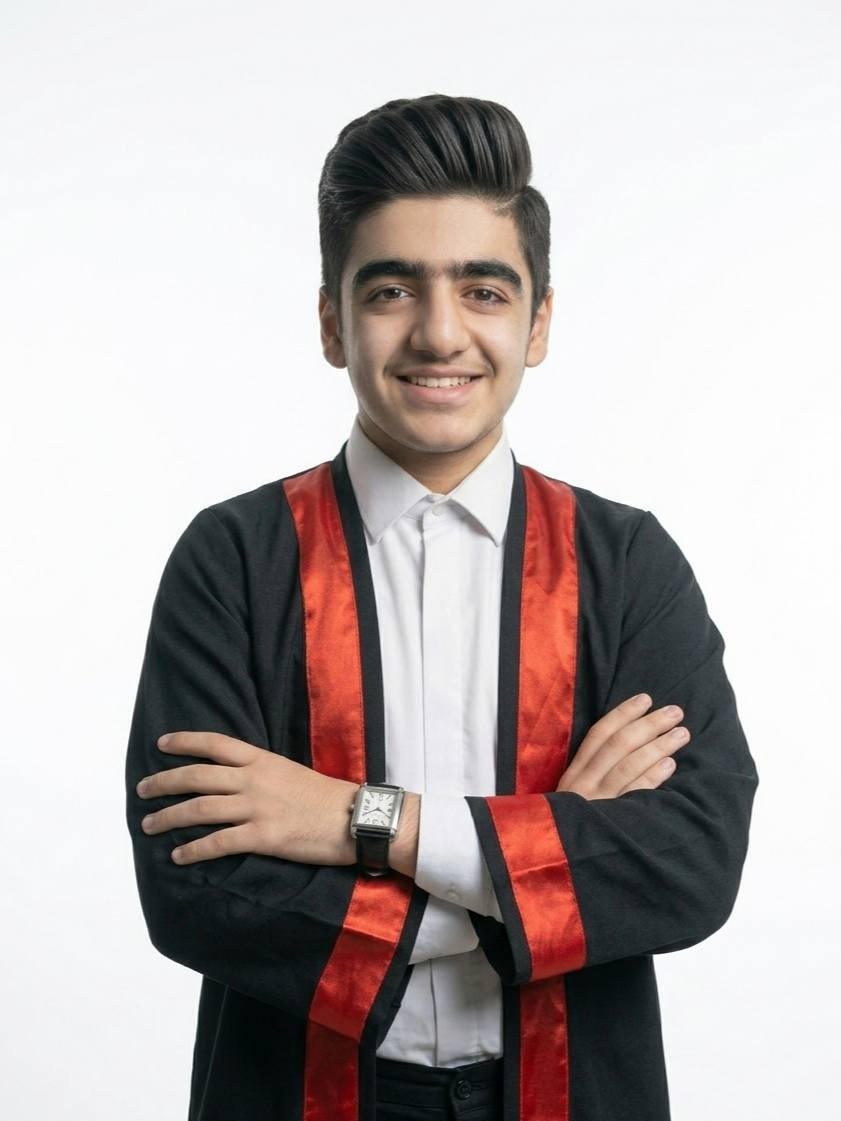 🔔 متوفر لدى مكتبة أستاذ غني 🔔 

 تجهيز كامل لملابس التخرج 

✔️ روب تخرج للأطفال من رياض الأطفال إلى المتوسطة
✔️ جميع القياسات متوفرة
✔️ خامة ممتازة وخياطة متقنة
✔️ أسعار مناسبة 
✔️ تجهيز المدارس
انسب الاسعار تجدوها لدى مكتبة استاذ غني 

✨ متوفر أيضاً: وشاح تخرج بجميع الألوان
وكذلك وشاح علم العراق

للحجز والاستفسار مراسلة الصفحة
🚕 يوجد خدمة توصيل
📌 العنوان : واسط - قضاء الحي - شارع القرطاسية - محلات حامد نجم - مكتبة إستاذ غني

#تخرج #تخرج_الاطفال #روب_تخرج #حفل_تخرج #وشاح_تخرج #قبعة_تخرج #طلاب #مدارس #رياض_الاطفال #سادس_ابتدائي #تجهيز_مدارس #مستلزمات_التخرج


**إذا كنت صاحب هذا الإعلان وتريد حذفه لأي سبب، رجاءا أرسل رسالة إلى الدعم الفني**