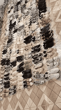 احذيه من صين كصهن سعر لقطعه 8 كله جديد متوفر جمله مفرد مكاني بابل القاسم العسكري قرب أسواق الصادق بسعر صين يعني محمله شي بصيط ***********
