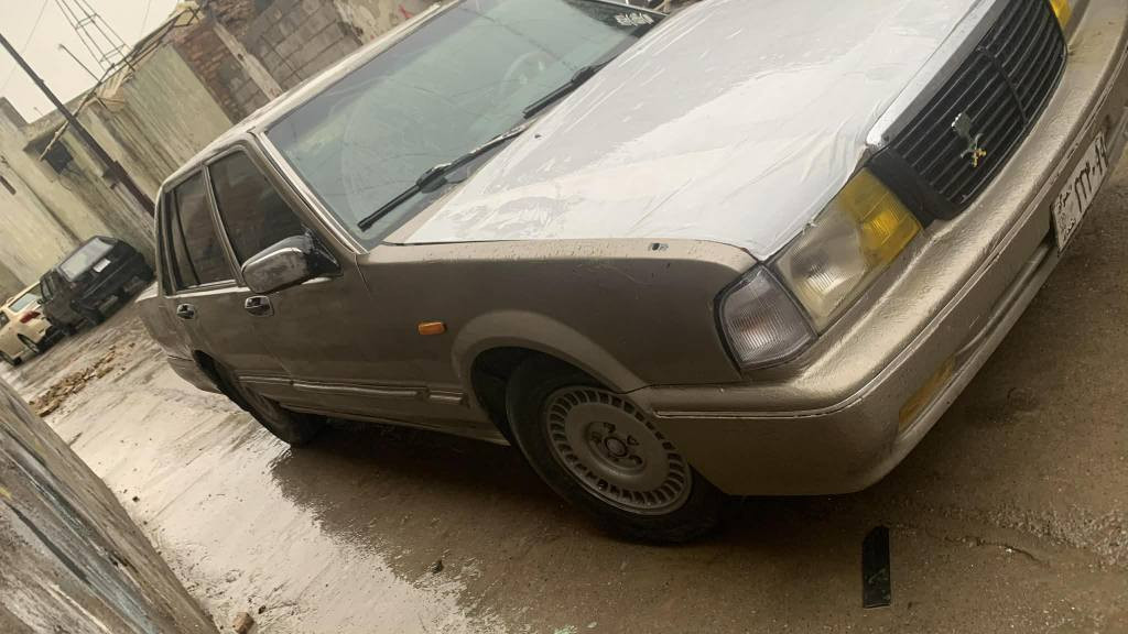 سه ره تا به ناوي خودا 
ئه م سياره بو فروشتن نسان سدريك موديل ٢٠٠٢ ئارم بلاستيك تبريد سارد و گه رم سياره كه بي كيشه كاره باي به شه رت ته قه ر ره قه ي به شه رت مكينه توزك دوكه لي هه يه سعري ١٩ ورقه يه بس فروشتن له هه و ليرم 
*********** أربيل, العراق
