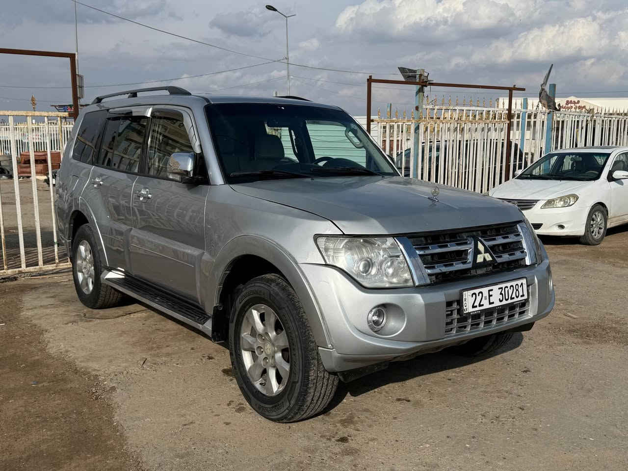 باجيرو حبتور موديل 2012 رقم اربيل دولي سنويه جديده تحويل او وكاله حاظر بسم عربي سياره خليجي بيها جاملغ وبنيد صبغ فقط لباقي كفاله سياره فول مواصفات اعلى فئه مكينه وكير مكفول فور ويل شغال سياره جاهزه تخم تاير تبريد تدفئه تلث قطع شغال جاهزه سعر 130 وبيها مجال *********** ميسان لعماره المجر الكعبي, ميسان
