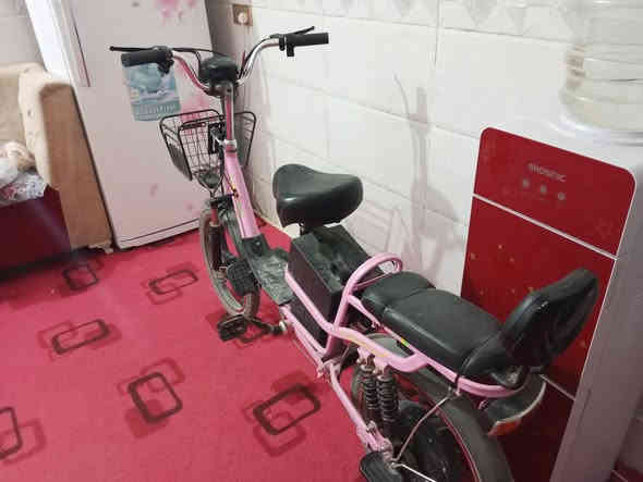 السلام عليكم بايسكل شحن للبيع سعره 300 الف الاتصال عالرقم ***********
