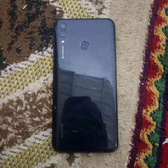 سلام عليكم جهاز هواوي y9 2019 ذاكره 64 نضيف وكلشي شغال شرط الفحص سعر 70 وبي مجال قليل مكان واسط قضاء العزيزية ***********
