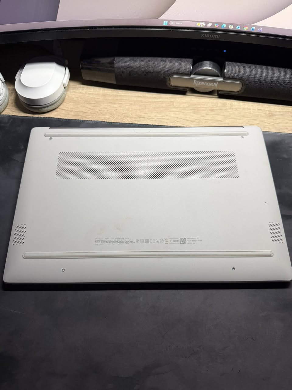 السلام عليكم
لابتوب hp 250 g10 للبيع رايدها ب 475 الف نضيفه كلش 
مواصفاتها وبالصوره سعرها يم مكتب انس 
Ci5 1334U
Ram 8 gb
Ssd 512
الشاشه 15.6

رقمي ***********
مكاني حي الجهاد
عندي توصيل داخل بغداد فقط.
