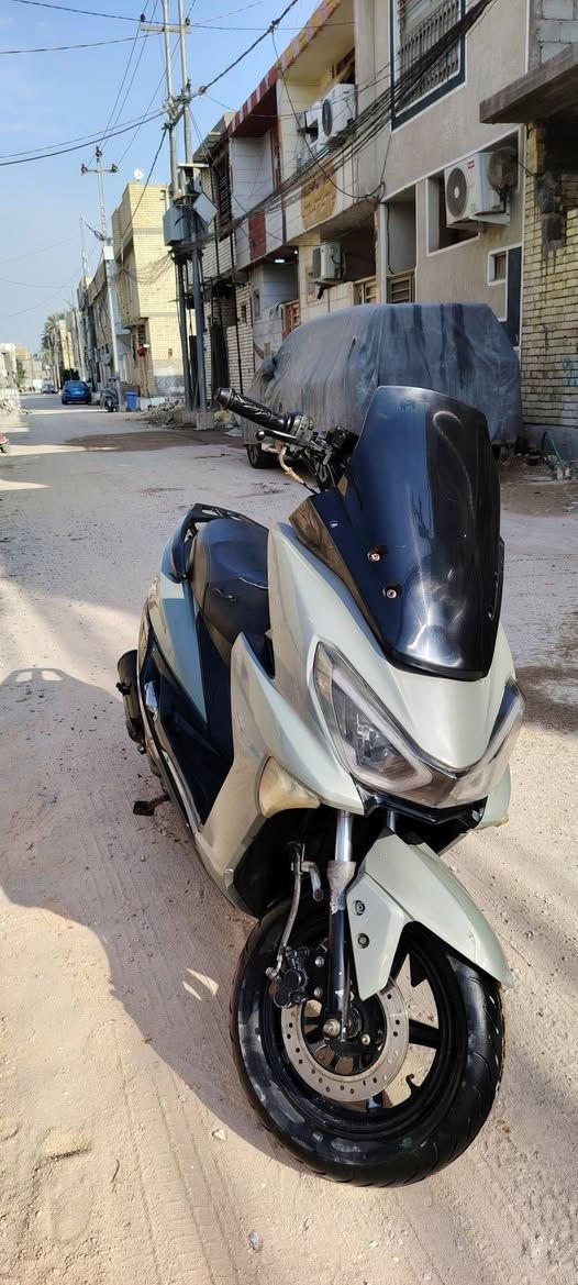 ماعايزه برغي جاهزه سعر ٤٥٠ وبيهة مجال
***********
