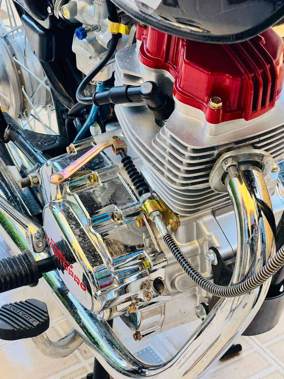 سلام عليكم. شباب دراجه للبيع شاصي نامه امتياز 6 ورقات عدى لمكاتبه موديل 25 ولتعميره جديده صارلها 40 يوم من انشدت. مكاني كوفه سايدين المعمل هـ/ ***********/ دراجه نشطه وسحوكه ع تمام ❤.
