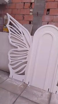 كوشات للبيع نضيفات كلش الوحدة ب ٣٠٠ اليريدهن يتصل على هاذ الرقم 077043...