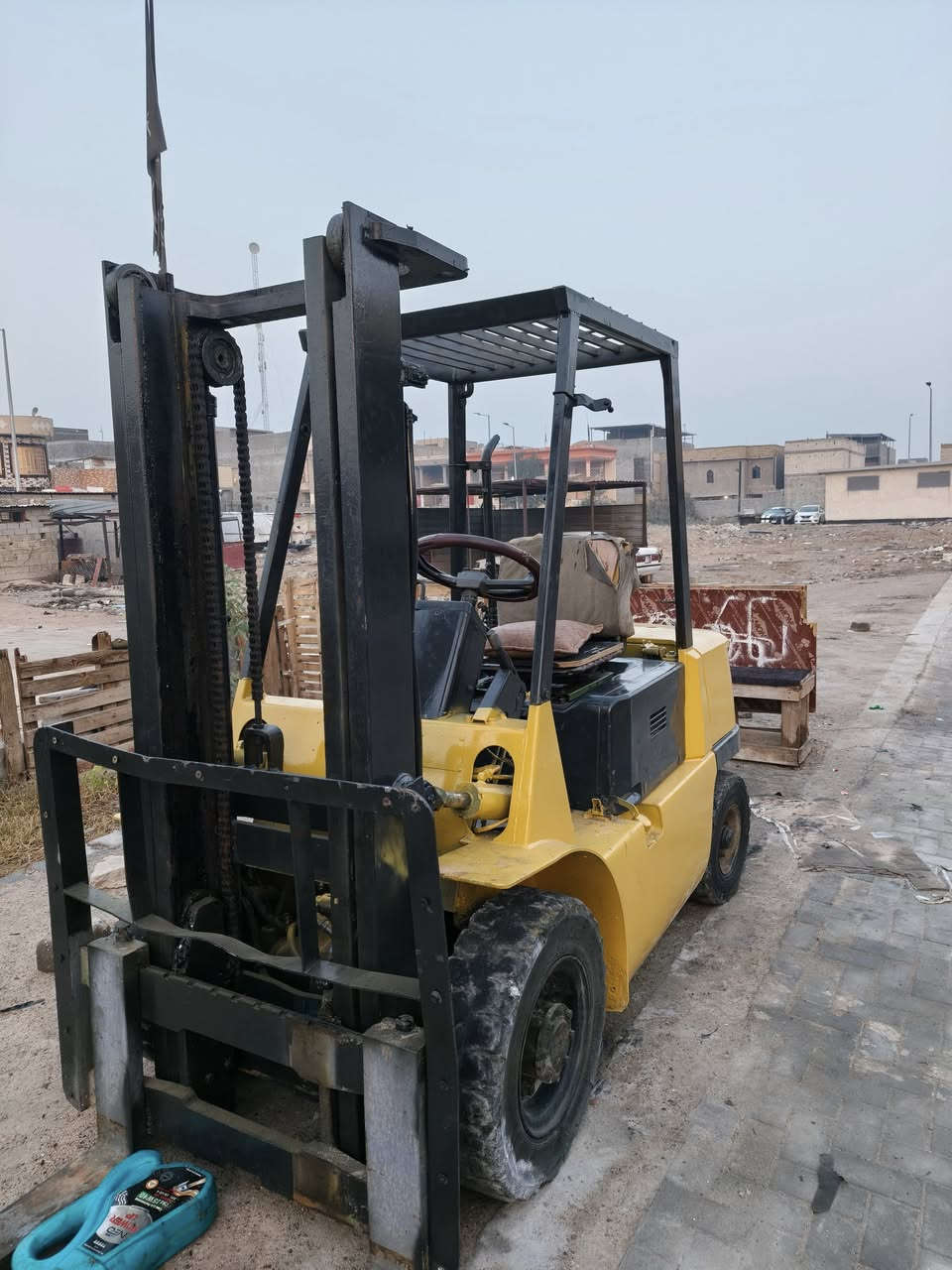 رافعه مستوبيشي  طنين ونص بانزين جاهزه للعمل مكان الرافعه بصره سعر 35
رقم ***********
