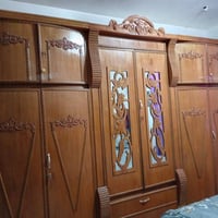 غرفة • نضيفه • مرتبه