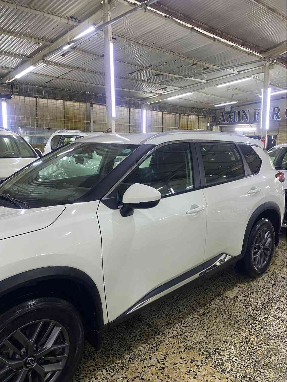 نيسان رؤكَى 4پستنى مؤديل 2023ى كه نه دى ده بل ئه كسل سه ياره يه كى زؤر جوانو نويه هه موو شتى نوى كرايته وه سه ياره كه 82هه زار رويشتيه سه ياره كه بى سبوخه ده ركَاى سه كنى بيلاد كَورايه بى سبوخ جيكَايه كى پي دى ئارى هه يه دوسه ى ده ركه ى دوو بست په ميه كى لى درايه ره قه م شانسى دانرايه داواى 190وه ره قه ى ده كه م كه
مى مه جال ***********
5N1AT3AB7PC681985 أربيل, العراق
