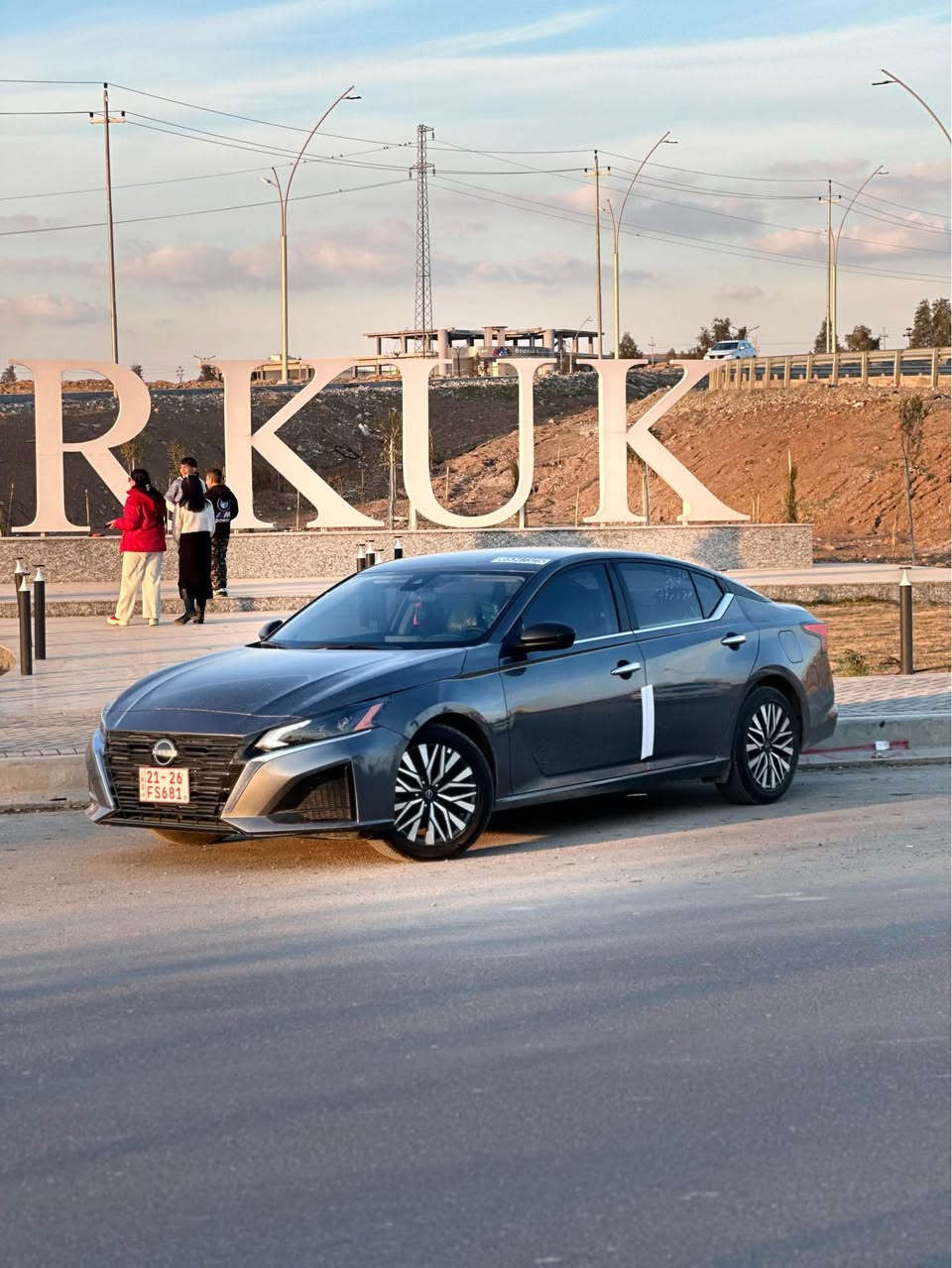 نيسان التيما sv 
موديل 2024 
***********
واتساپی لەسەرە 
ڕاداری پێشەوە و دواوە 
ڕاداری ئاوێنەکان 
حەساس 
شەغال 
کوشن کارەبا 
٢ پارچە و پەلەیەکی بۆیاغە کەمێک ناوگرتنی هەیە 
ڕادار و بەردی گزۆز بە شەرت 
سەنەوی بە ناوی خۆمە تەحویل غەرامە بە شەرت 
٤ تایە و ویلی لۆکی لە ژێرە 
سعری ١٥٢$ کەمێک مەجال 
شوێن کەرکوک كركوك, العراق
