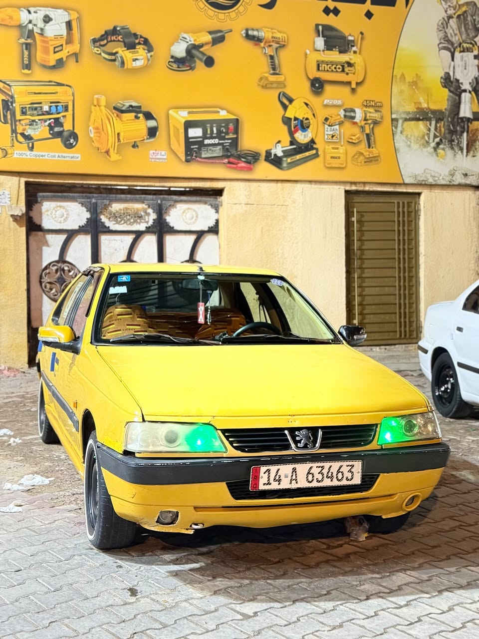 بيجو 405 بدي داخل بل كارتون كهربائية كلها شغاله بس مكينه كايمه سعر ب30
***********
