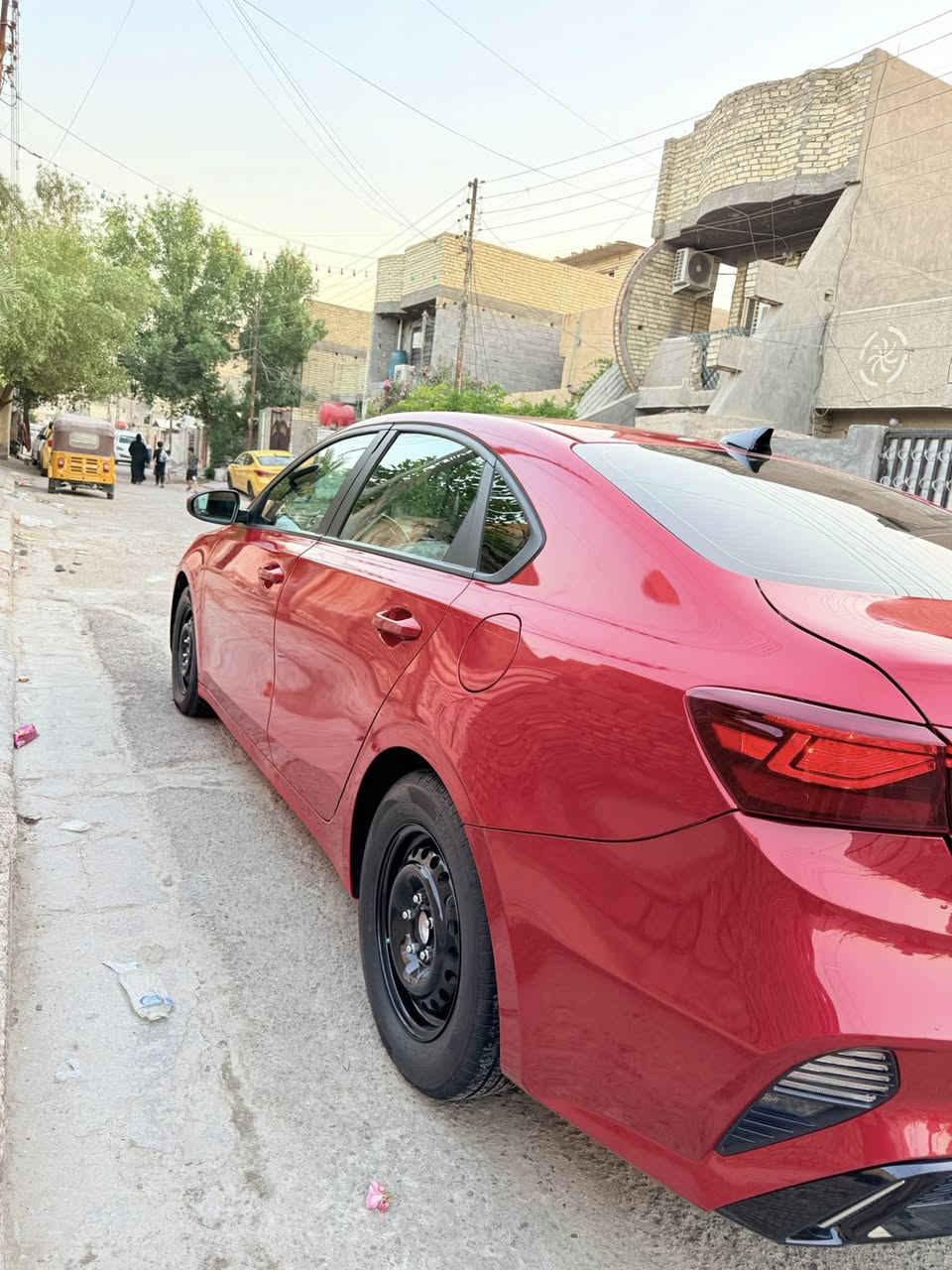 السلام عليكم
كيا فورتي ٢٠٢٤ موصفات ٣ وضعيات قياده تحكم استيرن حادثه خفيف موضح بل صوره بس بارد ما بيه قطره صبغ السياره كلش جديده اجدد من الصور ماشيه ٢٦ ميل دوشمه عامه تايرات جديده ويل اسود السياره جاهزه من كلشي بعده على وضع امريكا كلشي ما مبدل بيه السعر ١٧٠ ورقه او بيه مجال ***********
