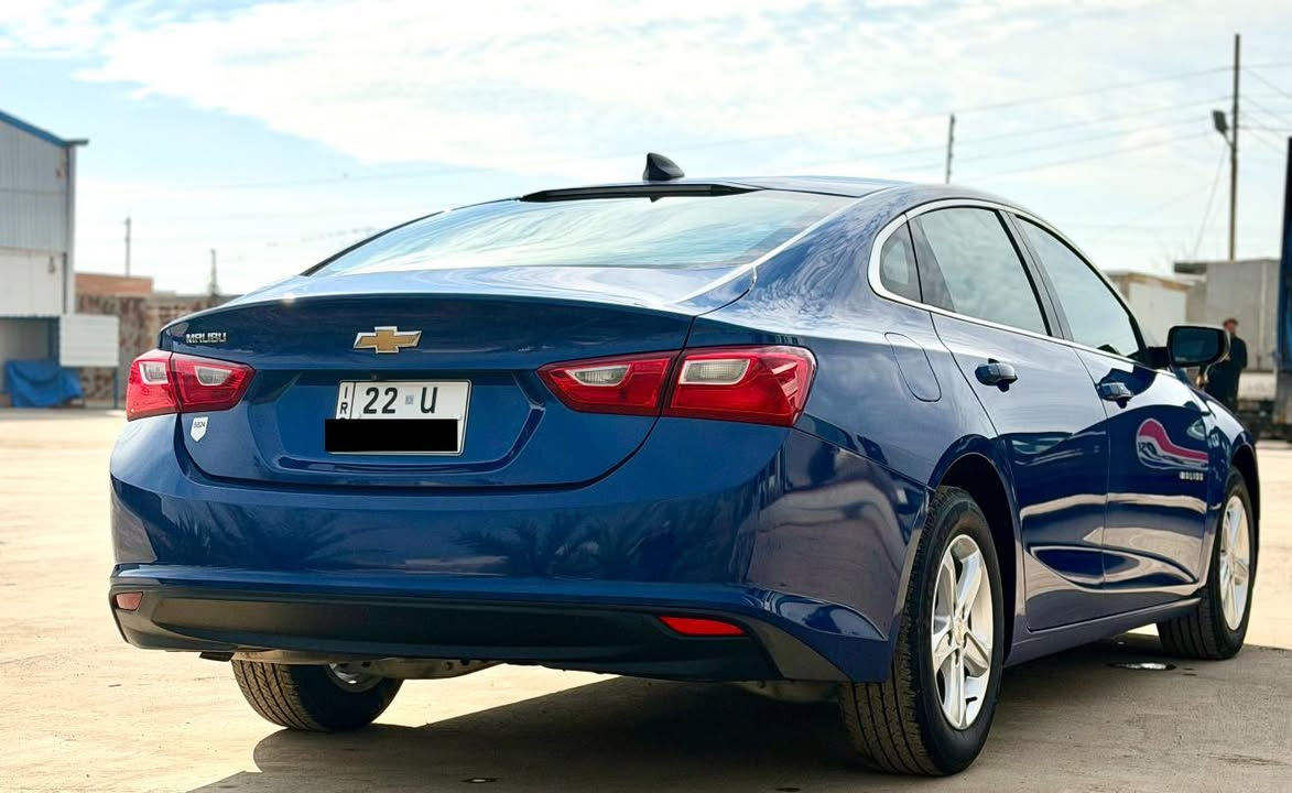 موديل 2023
وارد امريكي 

�‌‎          حجم المحرك : 1500 تيبربو

اللون ازرق�‌‎   

مواصفات

1- رادارات امامي وخلفي  وحساسات 

2- بصمة

3- تحكم ستيرن

4-شاشة 

6- بصمة ابواب 

8- ويل كب          

السياره  ضررها جاملغ عكس السايق امامي معدل بارد بدون صبغ

 وشبر خشم البنيد صبغ كما موضح بالصور

السيارة   بدون دواخل وبلادية وجاهزة من كلشي 

السيارة رقم اربيل بأسمي 

السعر ١٢٣ ورقة 

. 

مكان السيارة صلاح الدين - تكريت

***********
