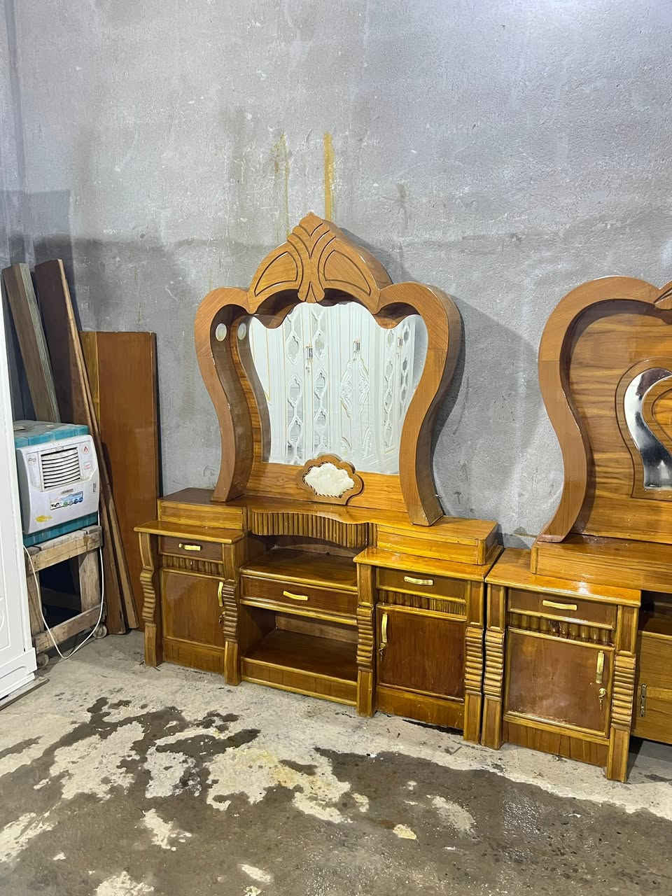 سلام عليكم غرفه نجاره صاج نجاره مستخدمه نظيفه السعر ٨٠٠ العنوان الحله ***********
