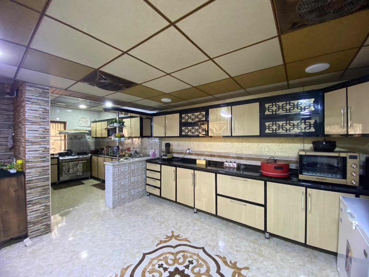 🏠 #دار_للبيع 📍 #الموقع : الديوانية – الاسكان
مقابل المعهد الفني (فرعي) وقريب من الشارع العام

📐 #المساحة : 216متر
📑 #الطابو : صرف

✅ كافة الخدمات متوفرة
✔️ تبليط
✔️ مجاري
✔️ موقع مميز وقريب من الشارع العام

🏠 #تفاصيل_الدار
🔹 البناء : اساس كونكريت وسقف عكادة
🔹 الدار طابقين

🔸 الطابق الاول :
▪️ غرفتين
▪️ صالة
▪️ استقبال
▪️ مطبخ
▪️ صحيات داخلية وخارجية
▪️ كراج سيارة

🔸 الطابق الثاني :
▪️ غرفتين
▪️ صالة
~~~~~~~~~~~~~
#متابعة_الصفحة
#نستقبل_جميع_عروضكم
———————————————————
🔺#للاستفسار الاتصال ع الارقام
 ارشد ***********📲 
 حسن *********** 📲  
او مراسله واتساب http://wa.me/+964*********** 📲  
—————————————————————
او زيارة مكتبنا من الساعة 3 الظهر الى 8 مساء
🔺مكتب دره المشرق للاستثمار والتطوير العقاري 
🔺العنوان:-حي الجزائر الشارع العام قرب مأكولات تشرين

