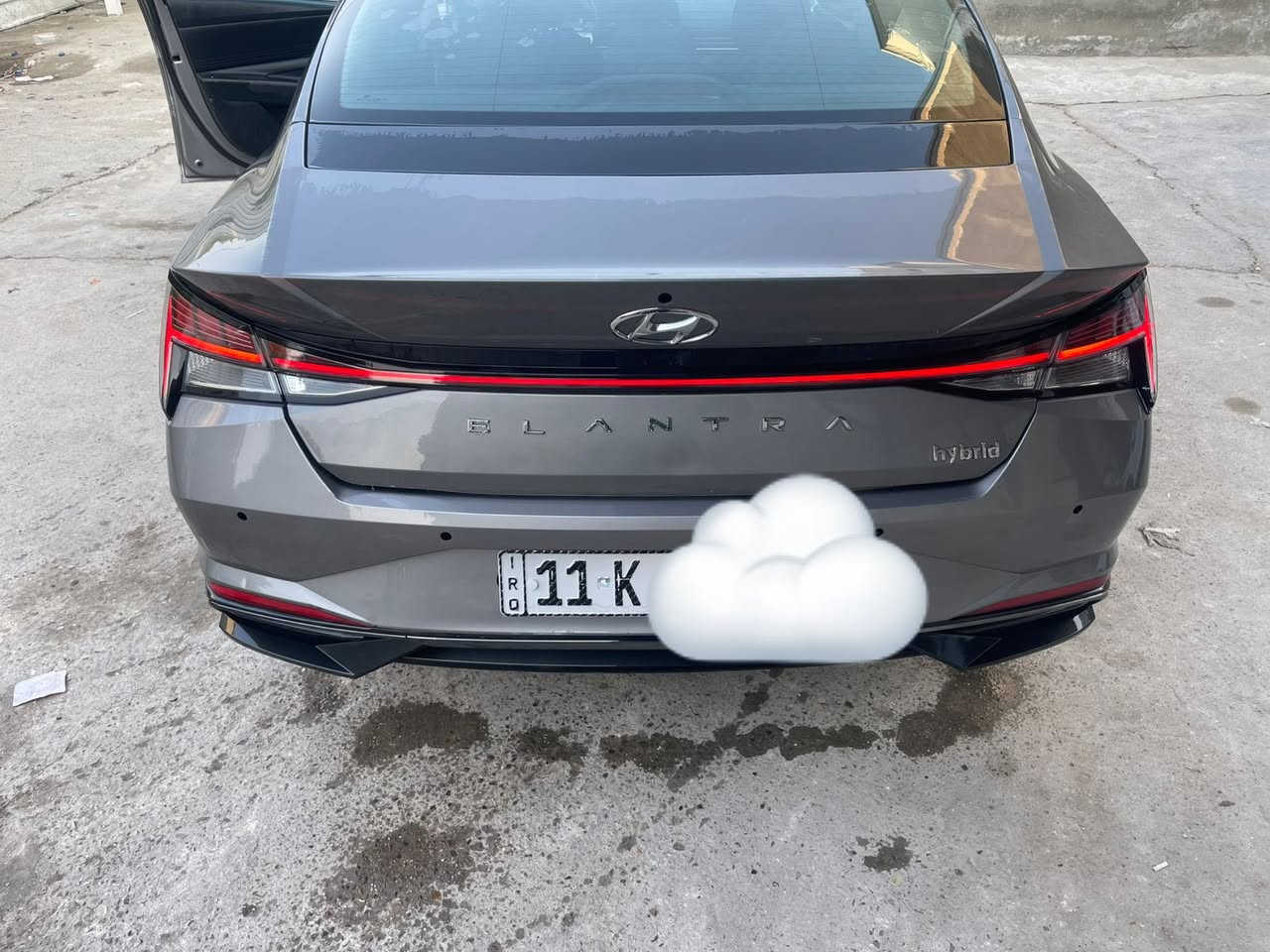 السلام عليكم من رخصة الادمن
النترا هايبرد 2023 وارد امريكي 
اللون رصاصي غير محدد
رقم بغداد 
تحويل مباشر 
مواصفات:
ماشيه 49 الف ميل/بصمه 
تشغيل عن بعد /كشنات تدفئ /تحكم ستيرن جهتين 
بك لايت لد
مثبت سرعه
هاند بريك دكمه 
ثلاث أنظمة قياده 
حادث  خلفي
تبديل دعاميه نفس الون+جنطة 
كما موضح بالسونار ورقم الشاصي موجود بالصور
السعر.....147 وبيها مجال//مكاني بغداد 
الرقم/***********
