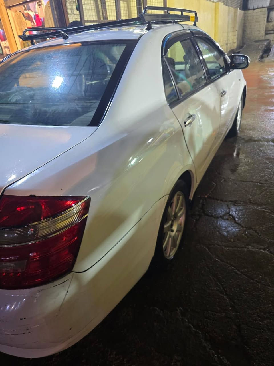 سلام عليكم اخوان سياره جيلي موديل ٢٠١٢ سياره مكفوله كير مكينه تخم تاير جديد كهربائيات كلها شغاله شاشه تاب الكشر مكفول عدا الرصعه بصفحه العبري سعر ٦٢ بيها مجال ***********
