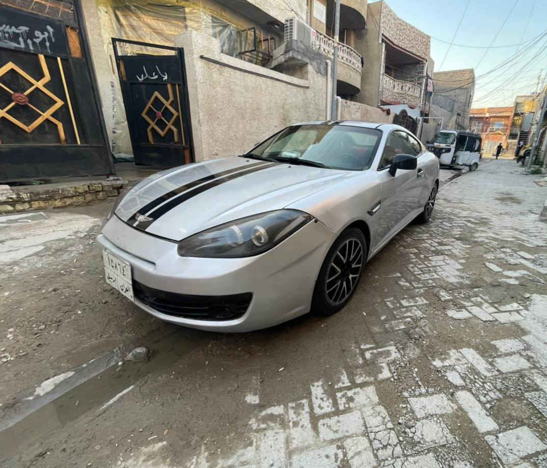 السلام عليكم للبيع فقط
هيونداي تيبورن موديل 2008
سياره بيها نقوصات وعليها غرامات 6 ورقات تنزل من السعر وبيها مجال ، تشتري خابرني على  الخط او واتساب 
***********
